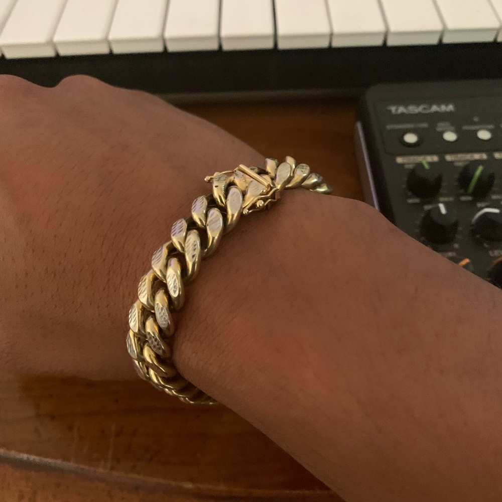 10k gold bracelet